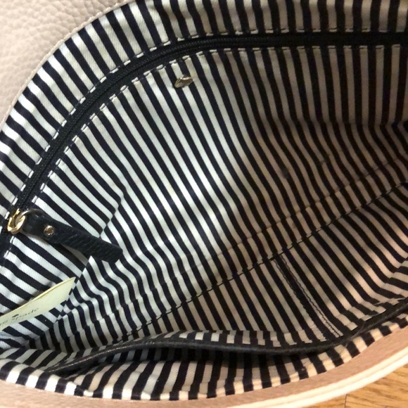 KATE SPADE Crossbody ♠️ - Picture 3 of 8